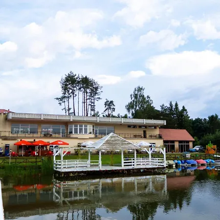 Na Gwizdowce 13 Caloroczny Na Kaszubach * Zalakowo