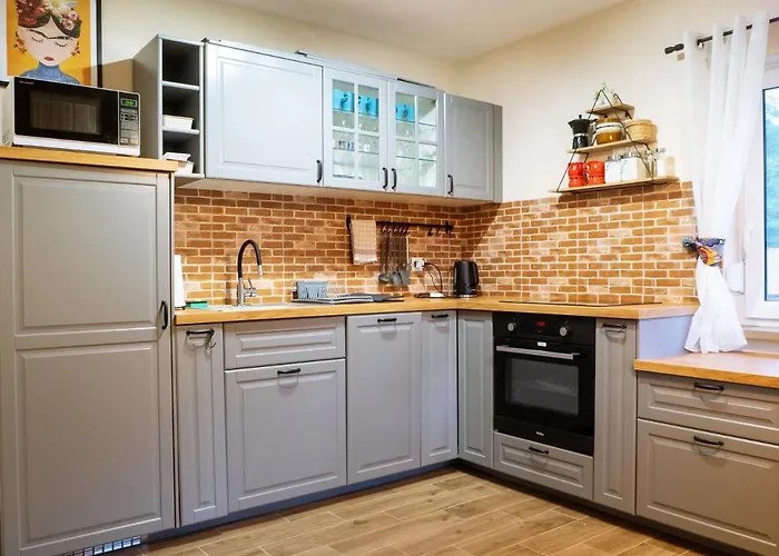 Na Gwizdowce 13 Caloroczny Na Kaszubach